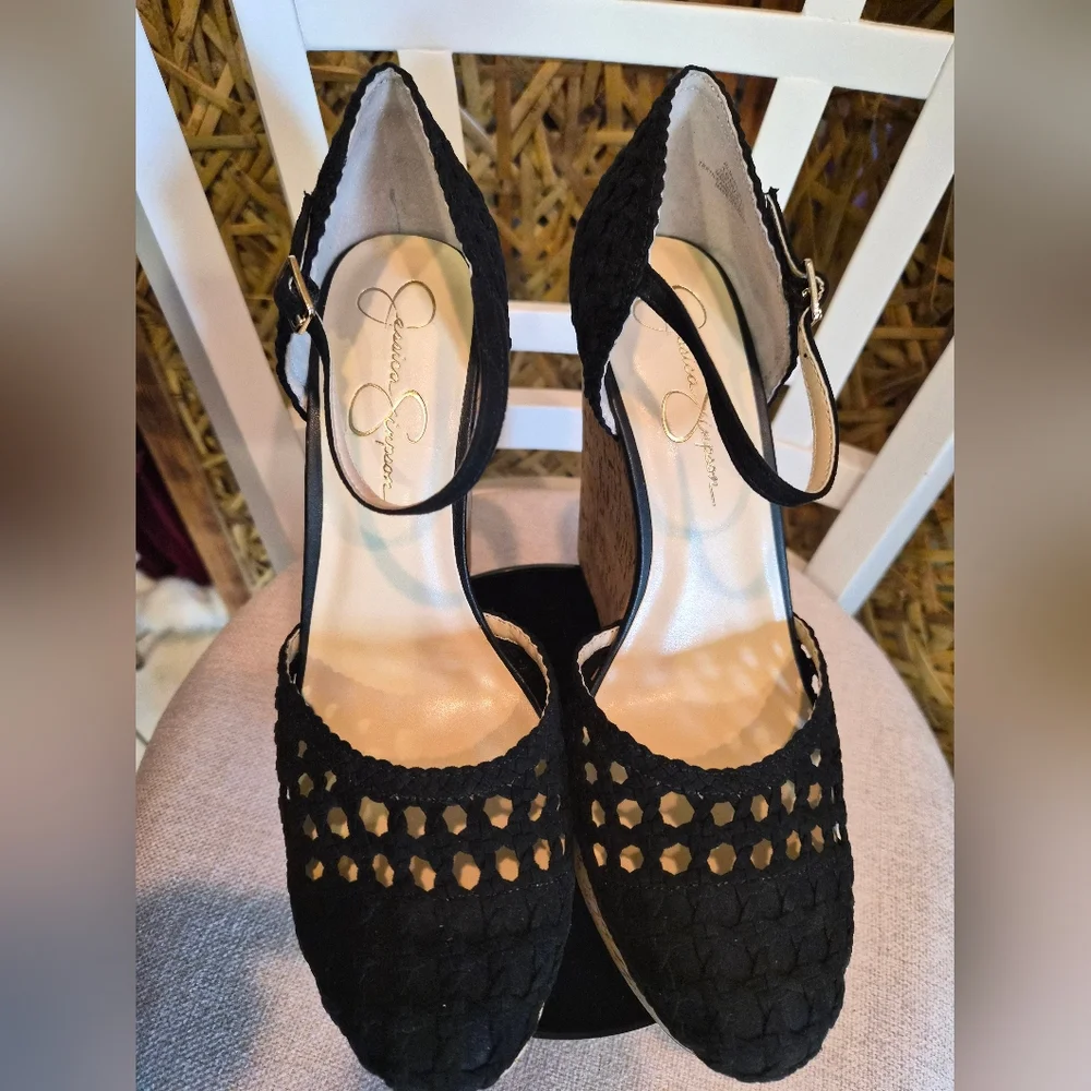 Jessica Simpson Black and Tan Wedge Shoes